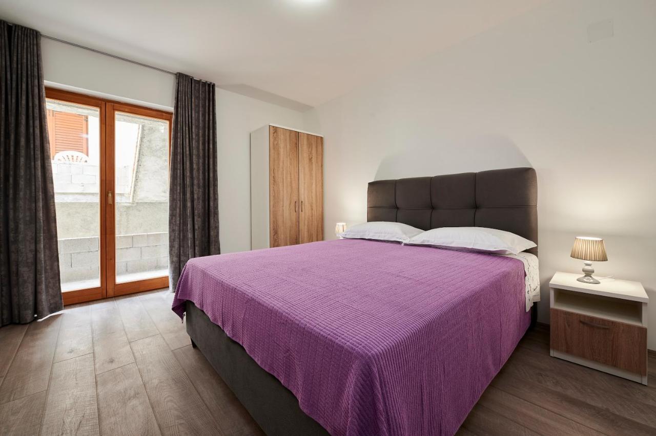 Cutan Apartment Trogir Exterior photo