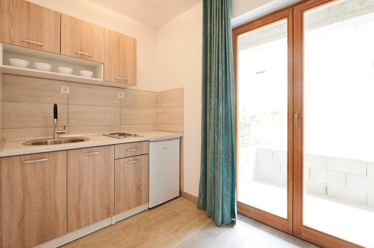 Cutan Apartment Trogir Exterior photo